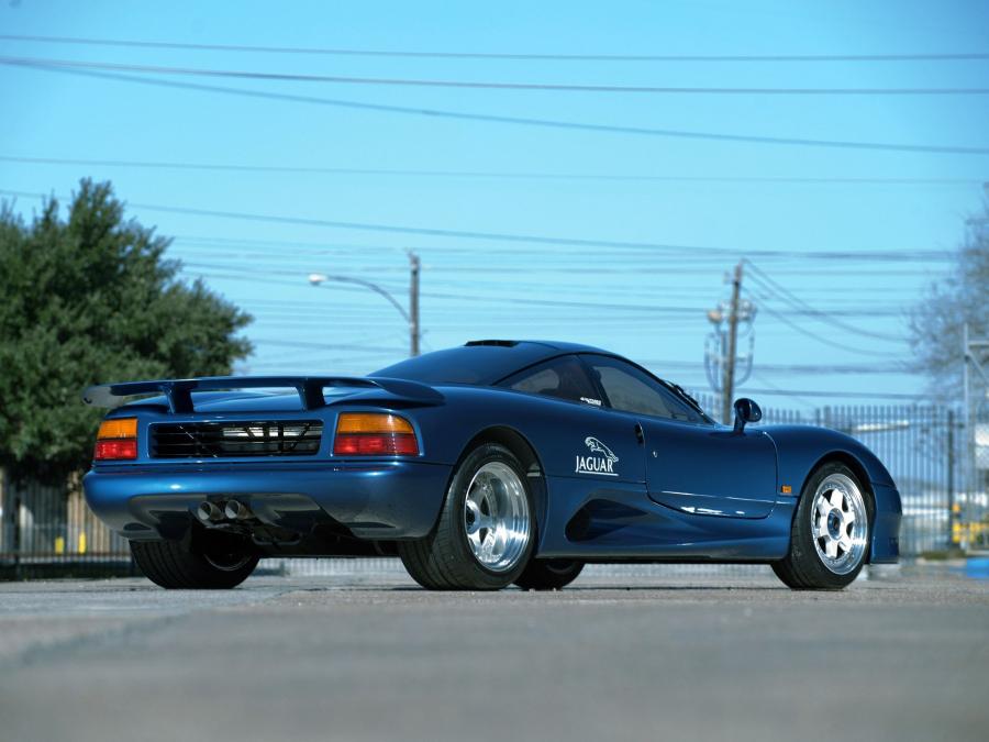  Jaguar XJR15 1990 года  (фото 16 из 24)